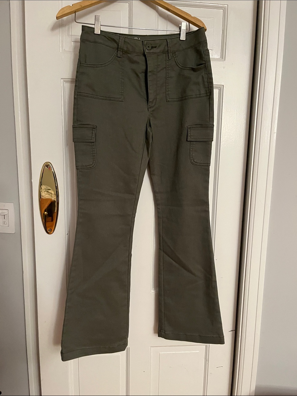 No boundaries Women's Olive Green Cargo Flare Jeans